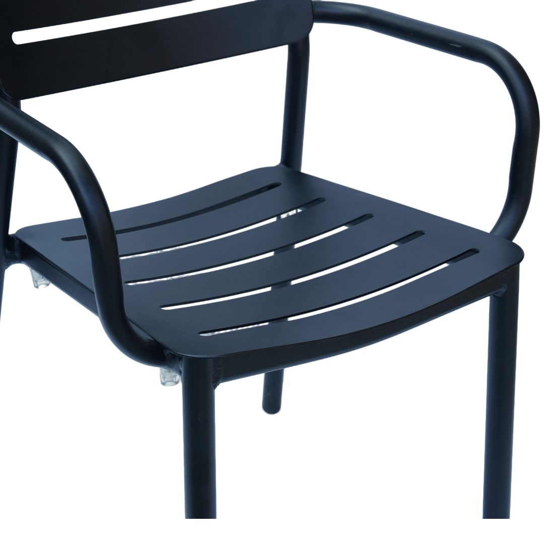 alfresco arm chair in black