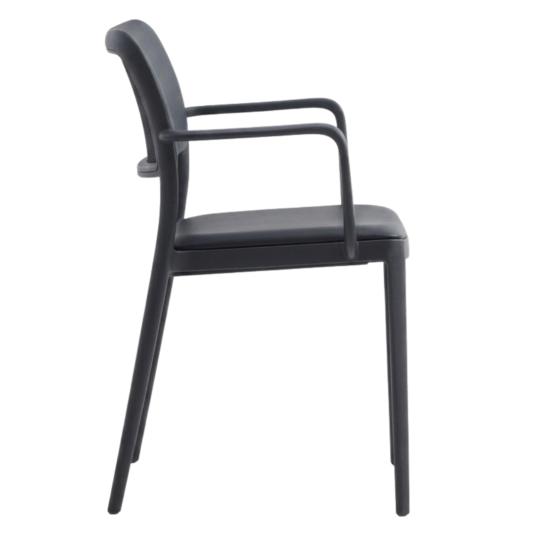 arabella waiting room chair with arms with pu cushion in black